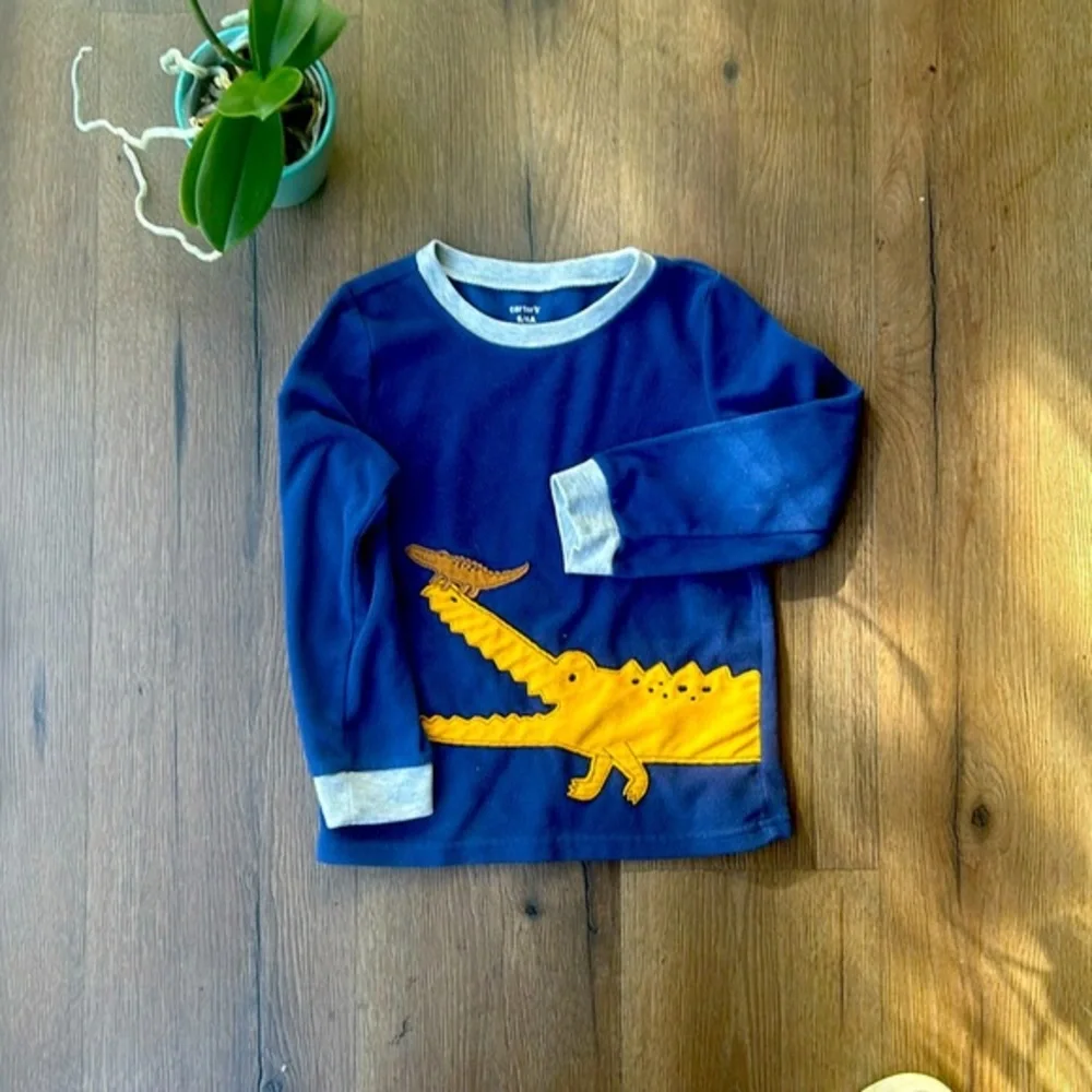 Carters Kids Alligator Sweater !!